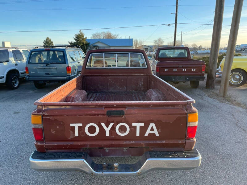 1985 Toyota Pickup null photo 5