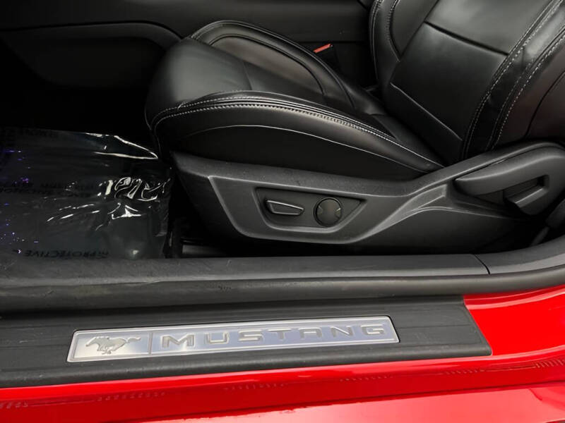 2024 Ford Mustang EcoBoost Premium