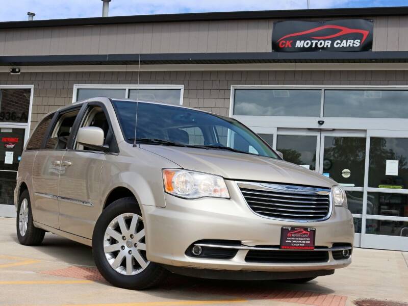 2014 Chrysler Town and Country for sale at CK MOTOR CARS in Elgin IL