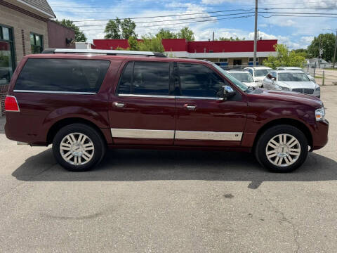 2012 Lincoln Navigator L