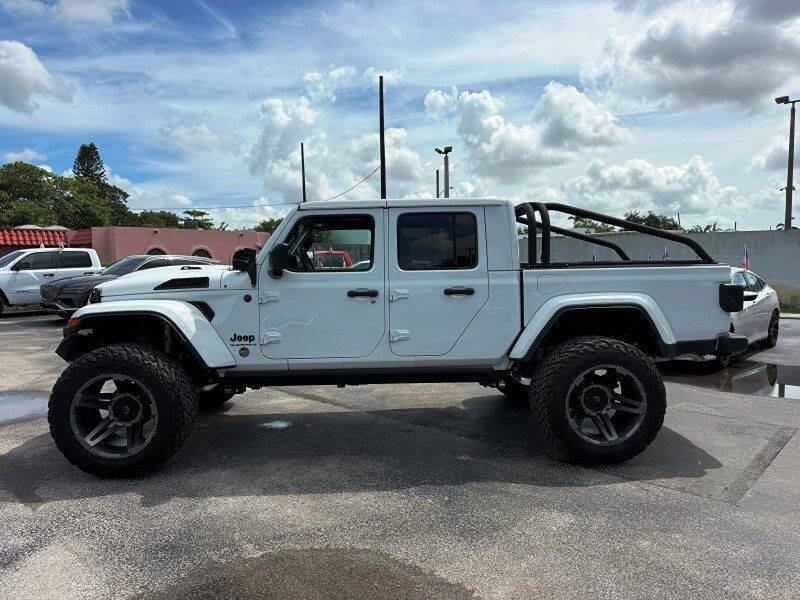 2024 Jeep Gladiator NightHawk
