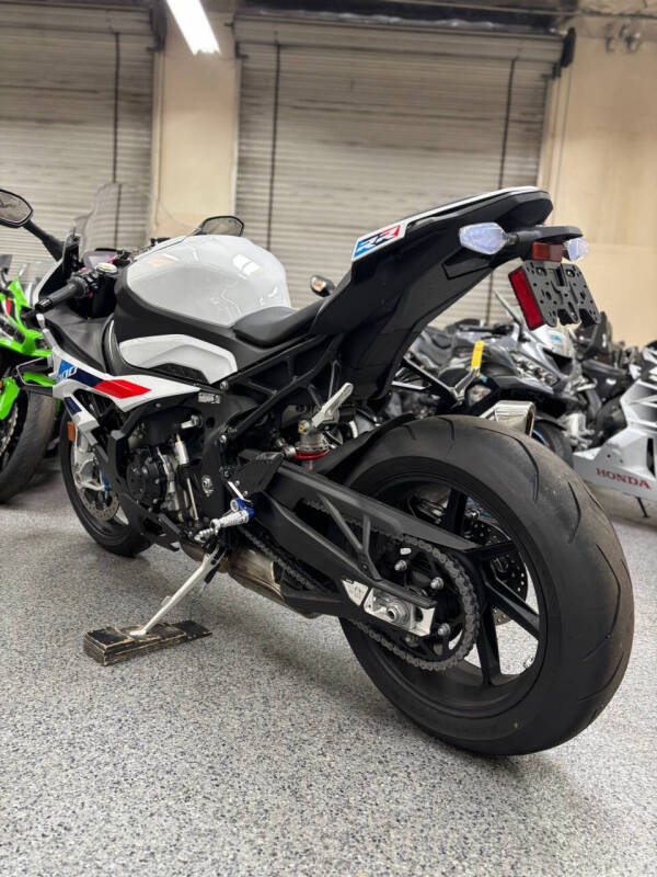 2024 BMW S 1000 RR