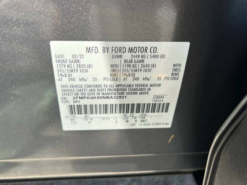 2022 Ford Edge Titanium