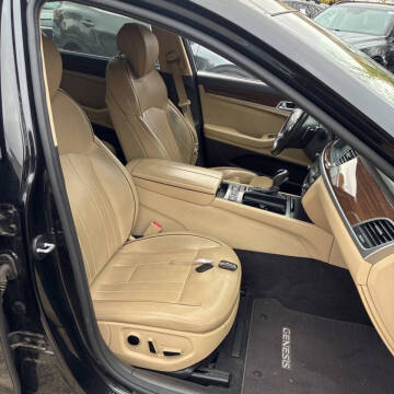 2015 Hyundai Genesis