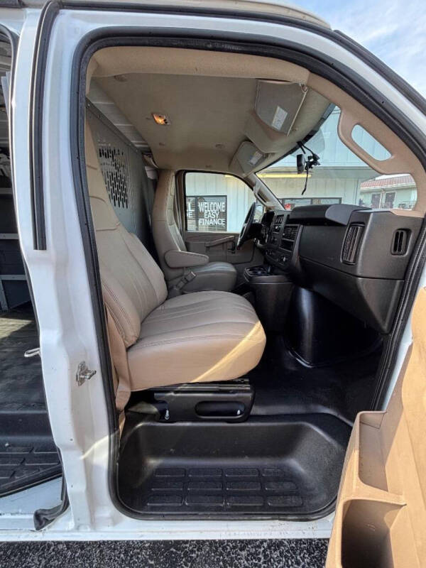 2021 Chevrolet Express 2500