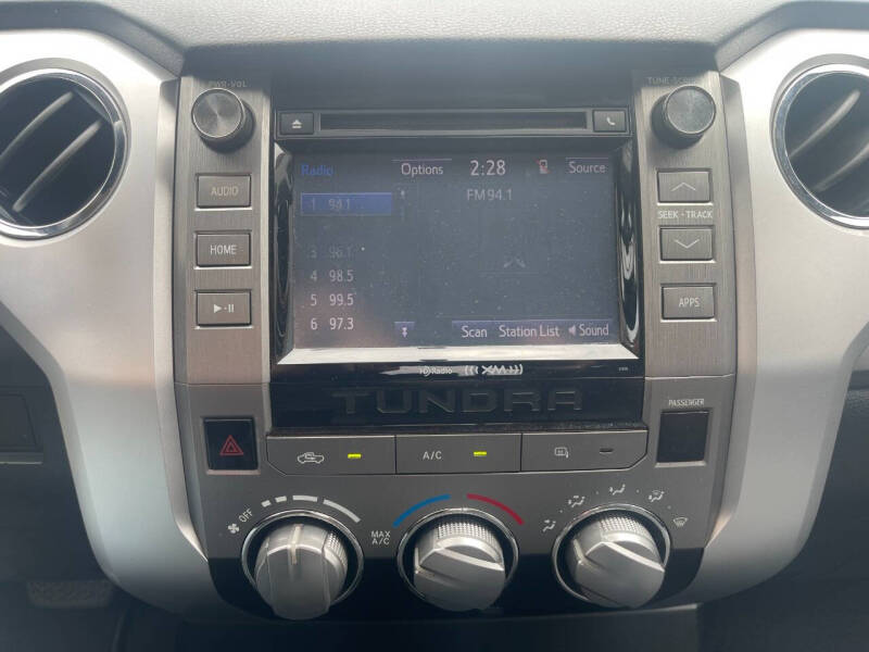 2014 Toyota Tundra SR5