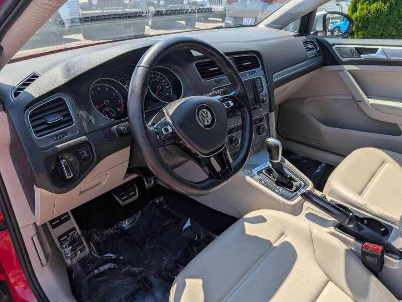 2017 Volkswagen Golf Alltrack
