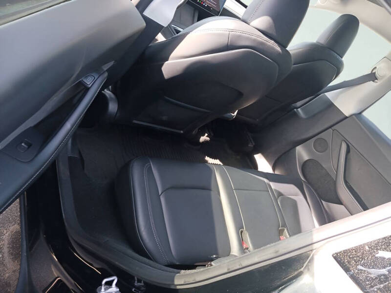2023 Tesla Model Y Performance