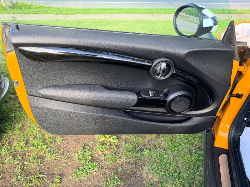 2015 MINI Hardtop 2 Door Cooper