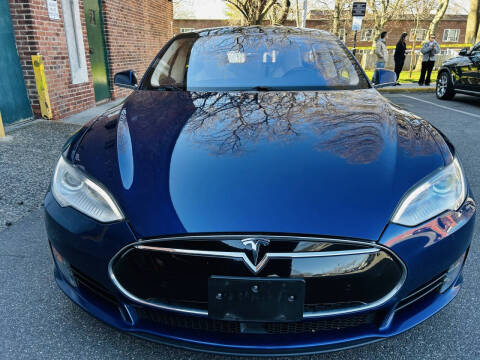 2015 Tesla Model S 85D