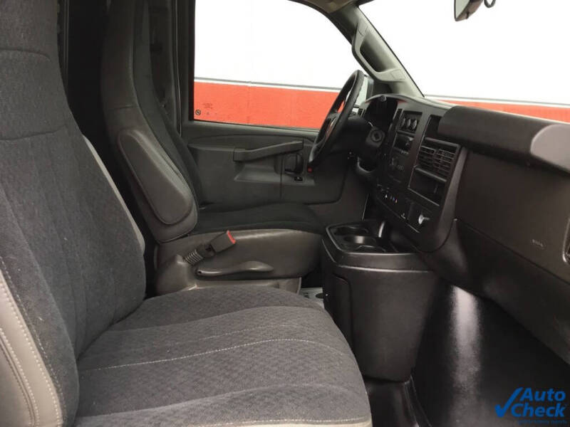 2021 Chevrolet Express 2500