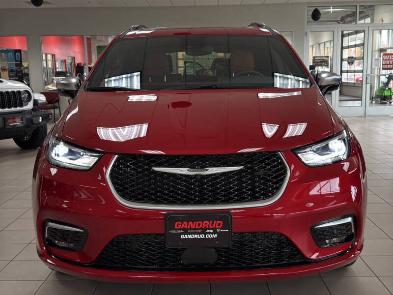 2026 Chrysler Pacifica Pinnacle