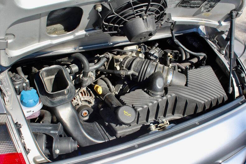 2004 Porsche 911