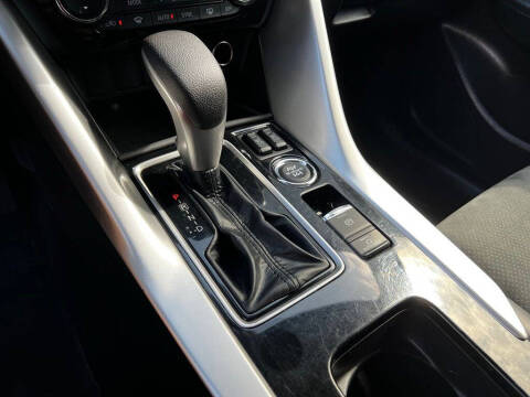 2024 Mitsubishi Eclipse Cross SE