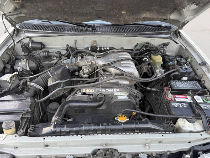 2000 Toyota 4Runner SR5