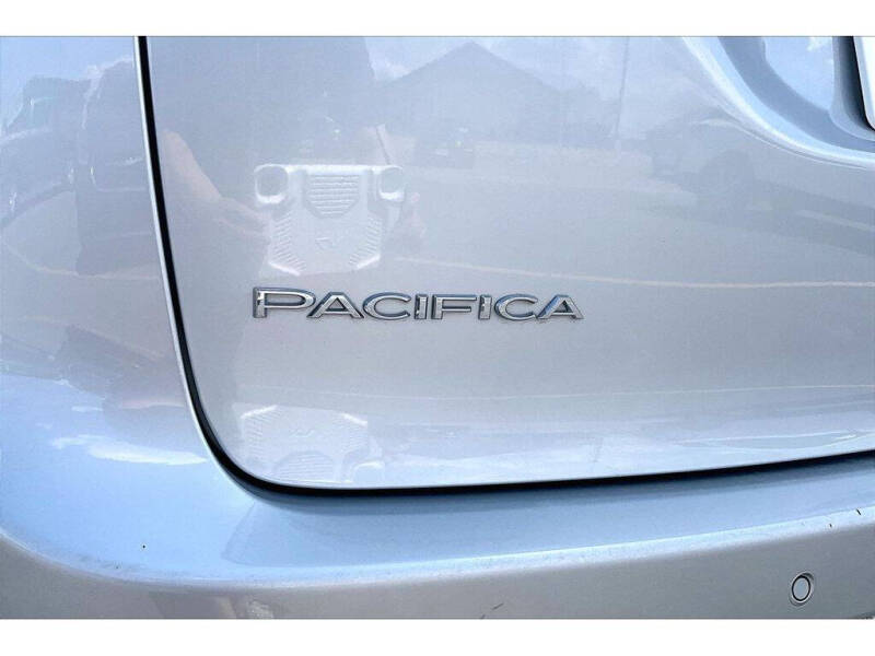 2024 Chrysler Pacifica Plug-In Hybrid