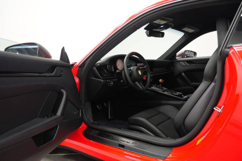 2024 Porsche 911 Carrera T