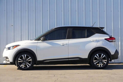 2020 Nissan Kicks SR