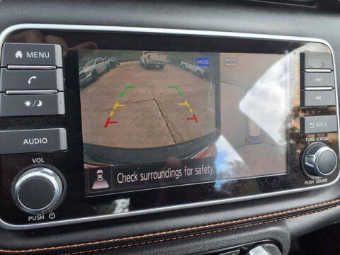 2019 Nissan Kicks SR