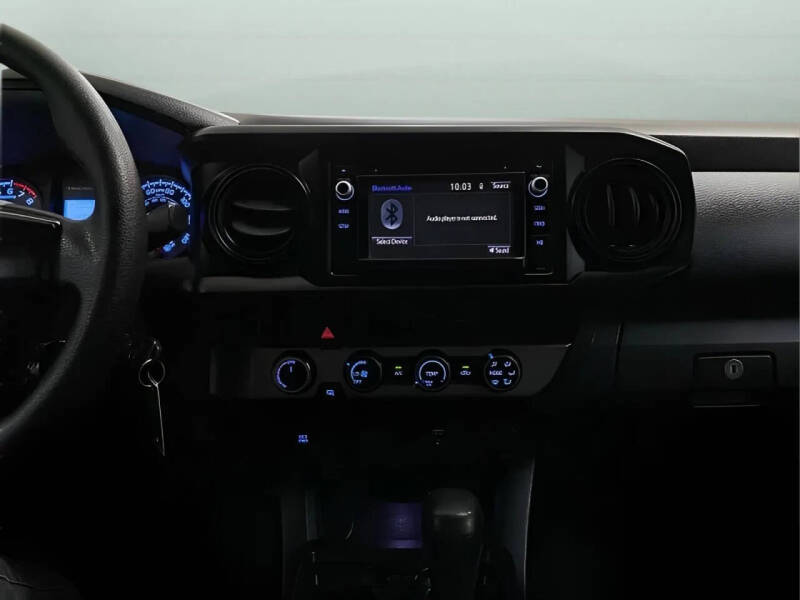 2017 Toyota Tacoma SR V6