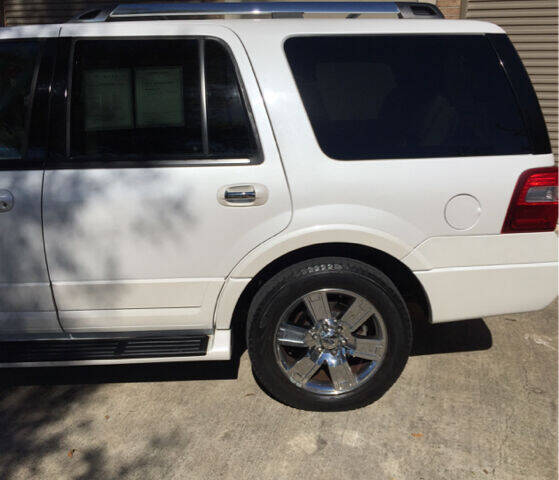 2009 Ford Expedition Limited photo 8