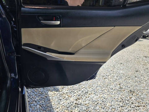 2017 Lexus IS 200t
