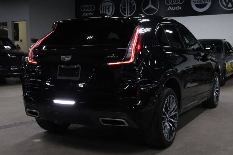 2024 Cadillac XT4 Sport
