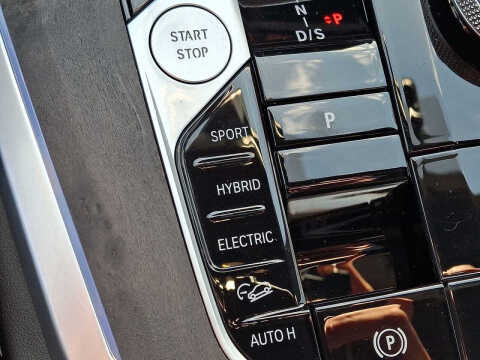 2025 BMW X5 xDrive50e