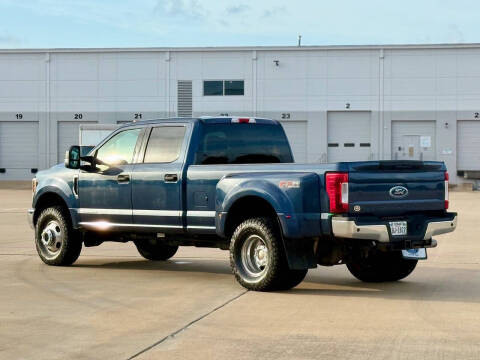 2017 Ford F-350 Super Duty XLT