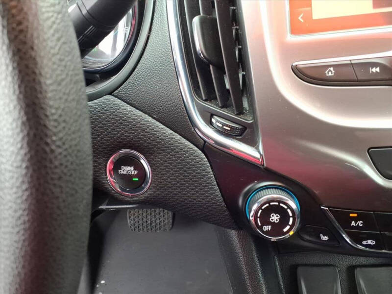 2018 Chevrolet Cruze LT Auto