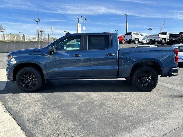 2024 Chevrolet Silverado 1500 Custom