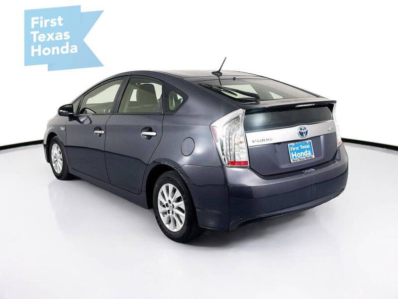 2014 Toyota Prius Plug-in Hybrid Advanced