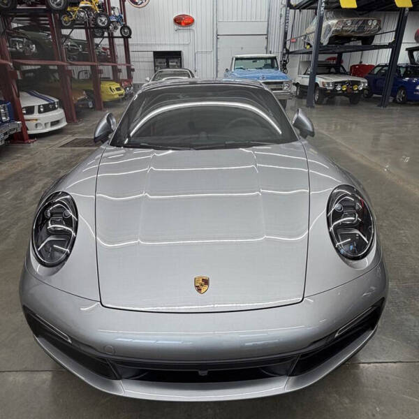 2021 Porsche 911 Carrera