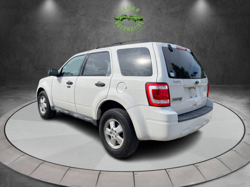 2011 Ford Escape XLT