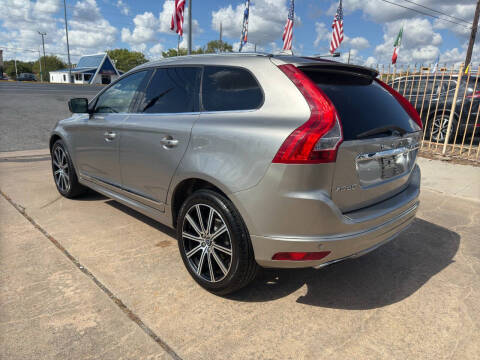 2016 Volvo XC60 T5 Drive-E Premier