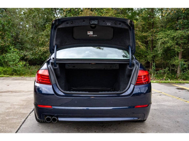 2012 BMW 5 Series 528i