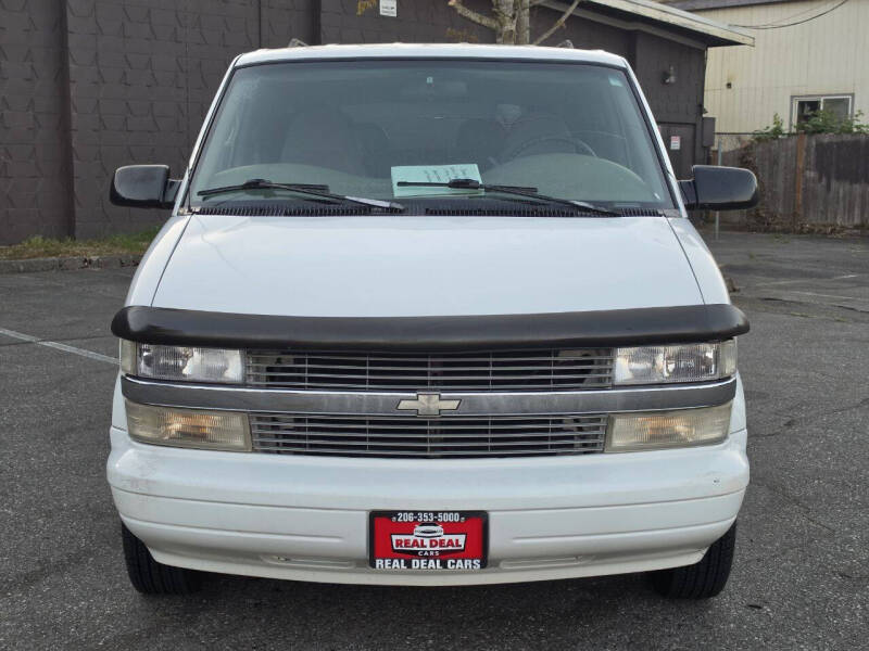 2001 Chevrolet Astro LS