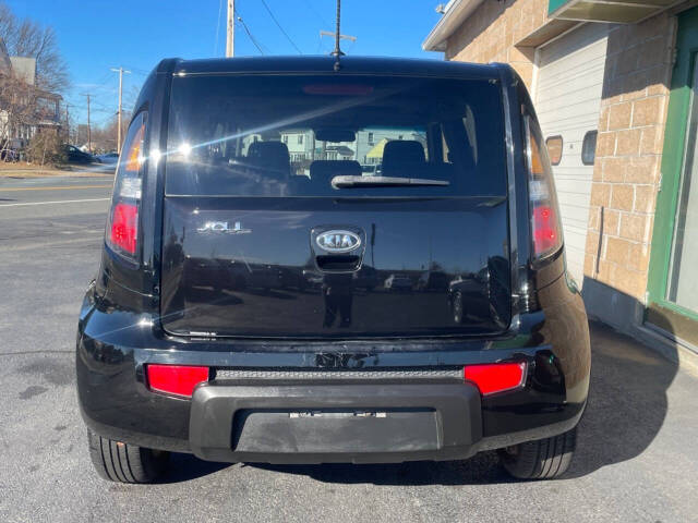 2010 Kia Soul for sale at New England Wholesalers in Springfield, MA