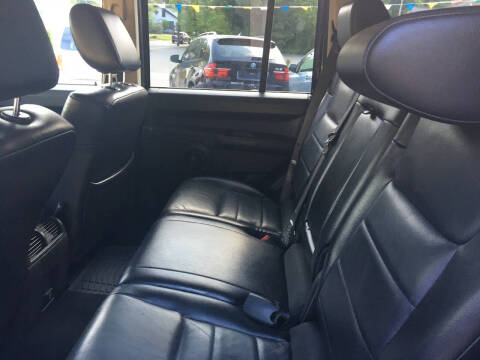 2008 Jeep Commander Sport