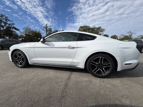 2021 Ford Mustang EcoBoost