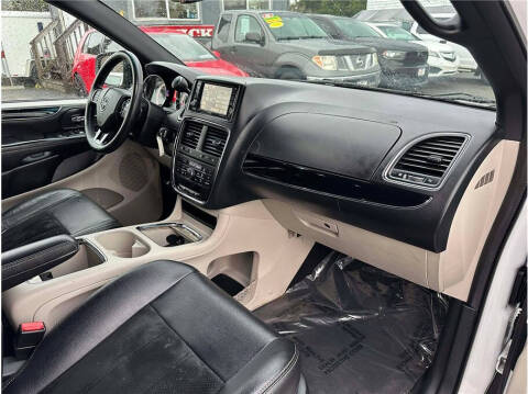 2017 Dodge Grand Caravan SXT