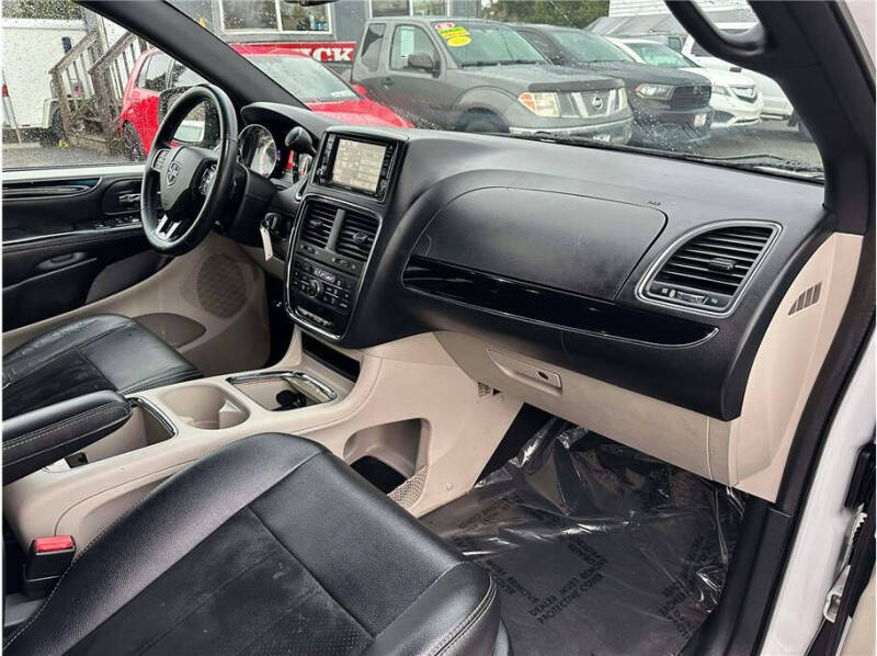 2017 Dodge Grand Caravan SXT