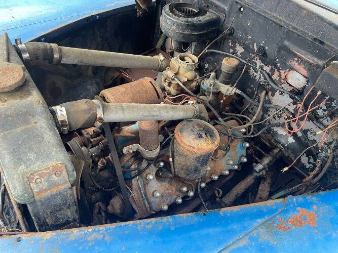 1948 Ford Super Deluxe