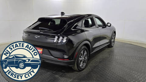 2021 Ford Mustang Mach-E Select