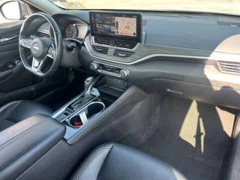 2023 Nissan Altima 2.5 SL