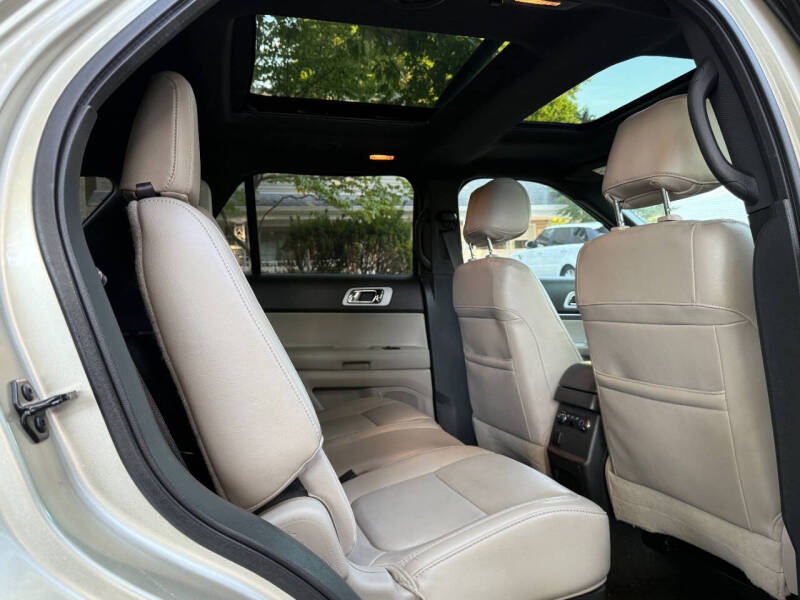 2011 Ford Explorer XLT