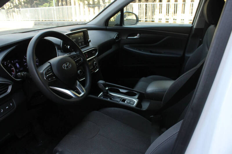 2019 Hyundai Santa Fe SE 2.4L