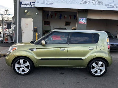 2010 Kia Soul +