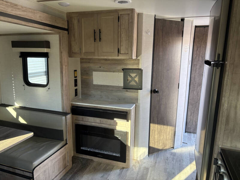 2024 Gulfstream Ameri Lite