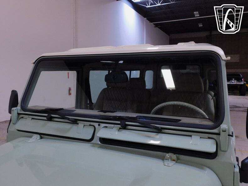 1987 Land Rover Defender